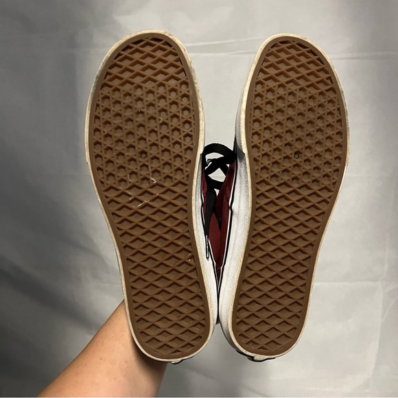Vans Winston Oxblood unisex low top sneakers burgundy and white sole 7.5 - Picture 10 of 11